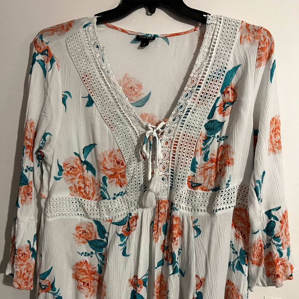 Torrid floral blouse